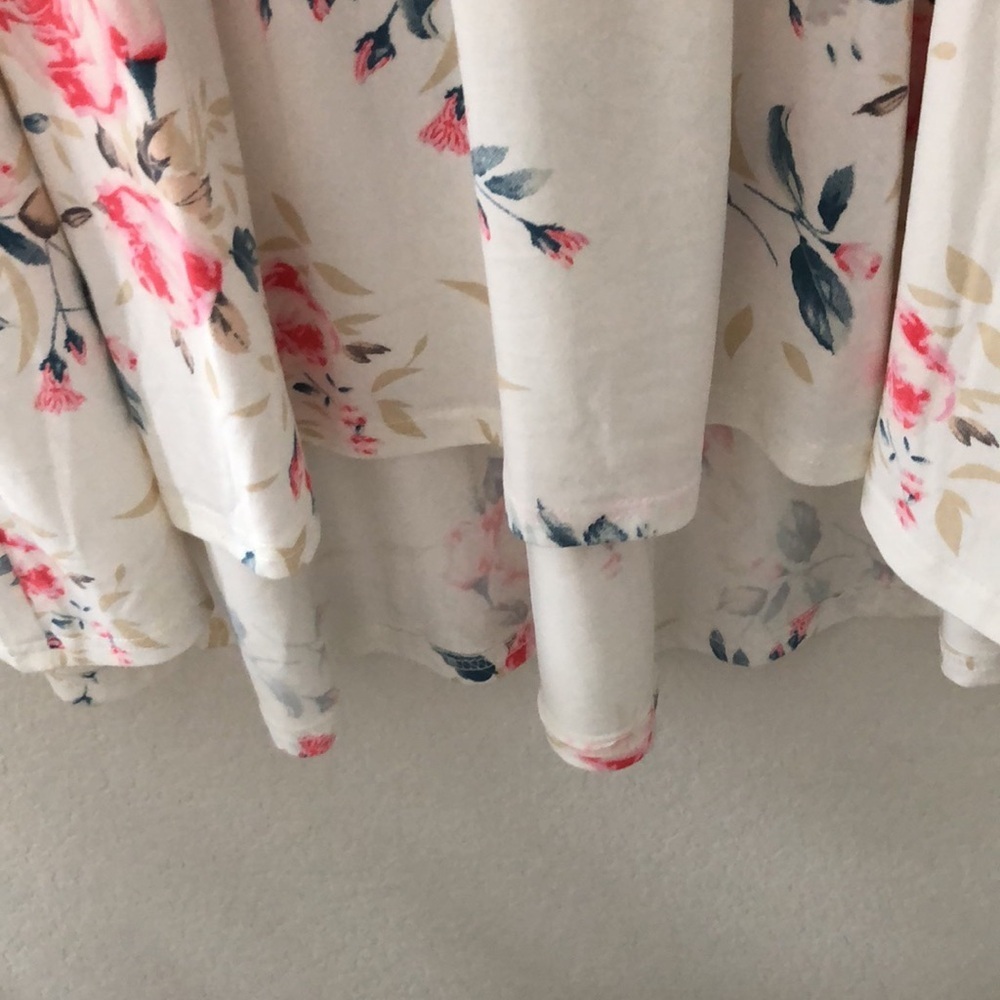 FINAL! BLOOMCHIC HI-LOW FLORAL BLOUSE SIZE 14-16 NWT - Picture 4 of 8